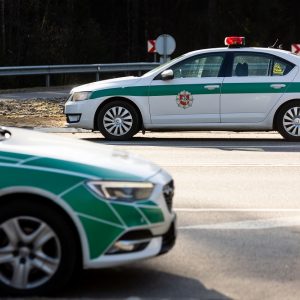 Vilniaus pakraštyje – masinė avarija: nukentėjo žmogus
