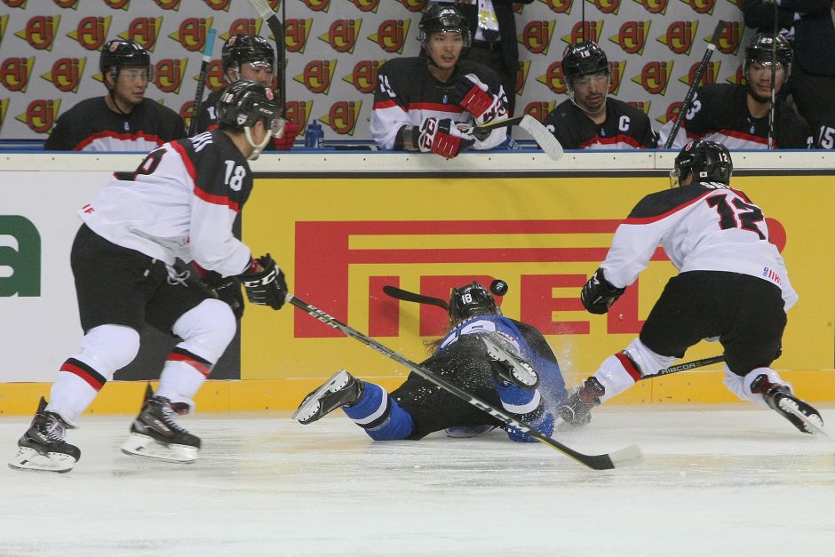 Pasaulio ledo ritulio čempionatas Kaune startavo estų staigmena