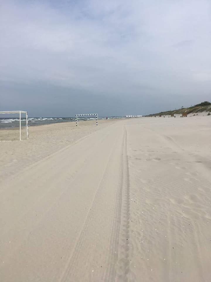 Išvalė paplūdimių smėlį