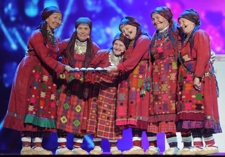 Ant „Eurovizijoje“ išgarsėjusių „Buranovskije babuški“ nukrito parduotuvės iškaba
