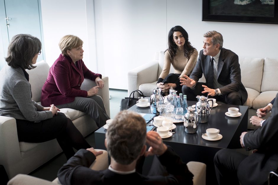 A. Merkel su G. Clooney diskutavo apie pagalbą pabėgėliams