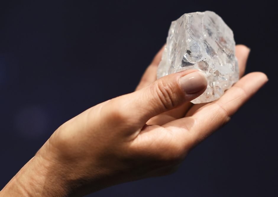 Didžiausias pasaulyje deimantas prieš parduodant bus supjaustytas?