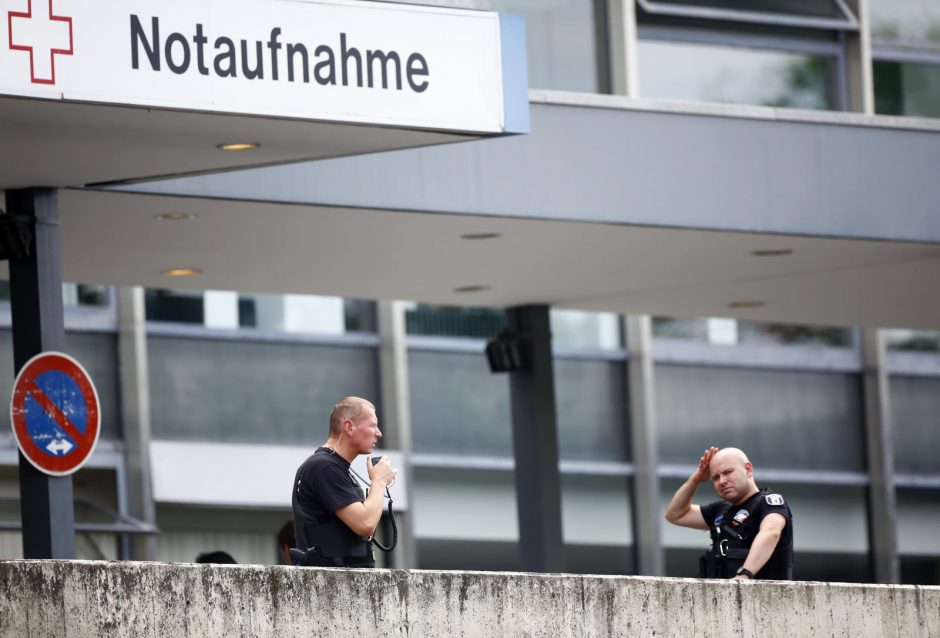 Berlyno ligoninėje peršautas gydytojas mirė, į jį šaudęs pacientas nusižudė