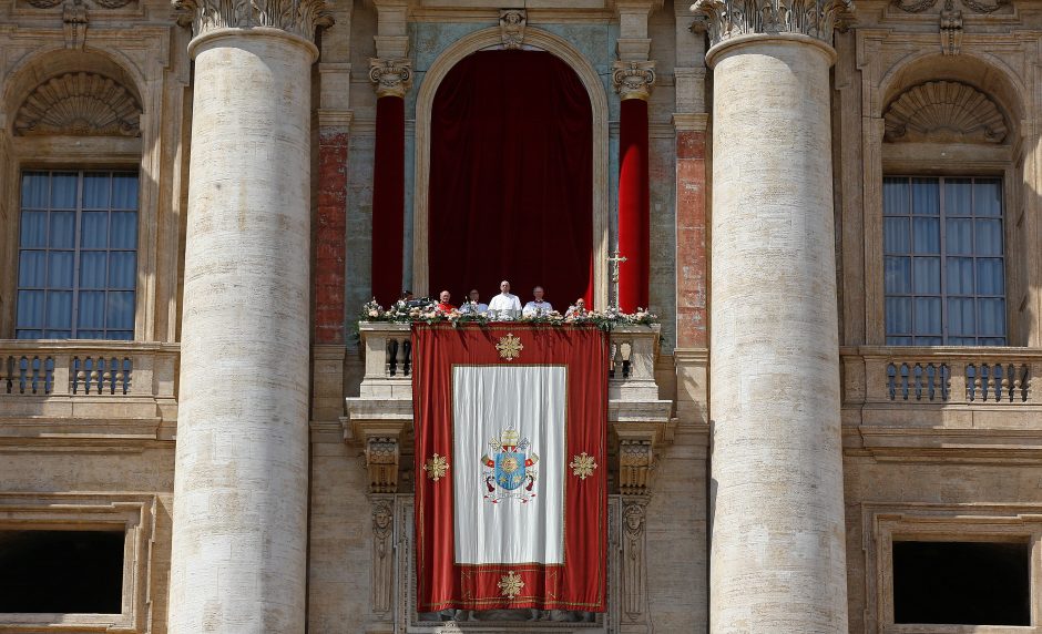 Popiežius Pranciškus kreipėsi į miestą ir pasaulį