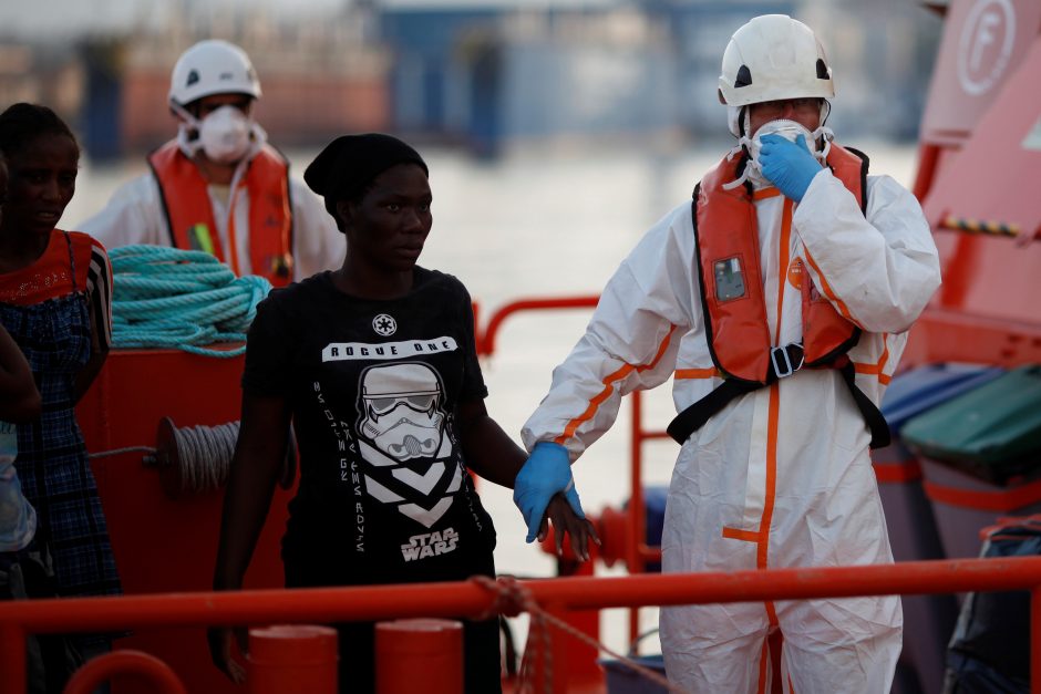 Viduržemio jūroje iš septynių laivelių išgelbėta per 300 migrantų