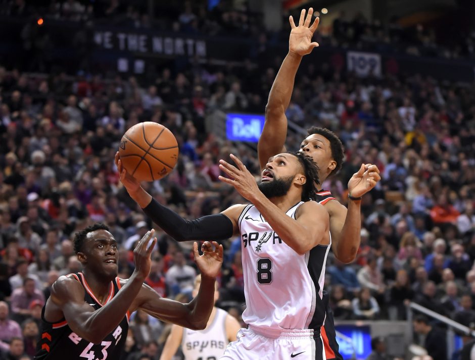 NBA: „Raptors“ ir „Spurs“ mače – J. Valančiūno proveržis
