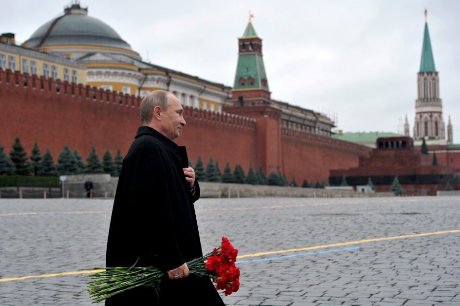 Naujas Rusijos prezidento užmojis: atstatyti Kremliaus vienuolynus ir cerkvę