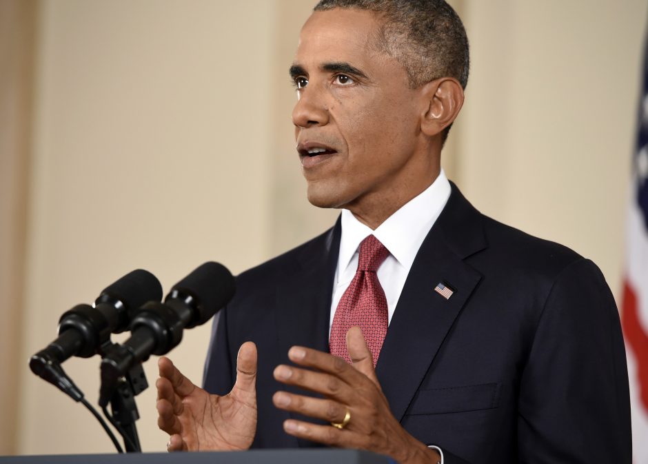 B. Obama sveikina istorinį Afganistano saugumo sutarties pasirašymą