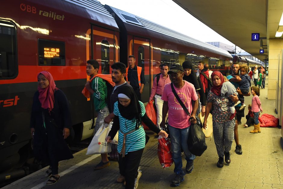 Berlynas: Dublino taisyklės prieglobsčio ES prašantiems asmenims tebegalioja