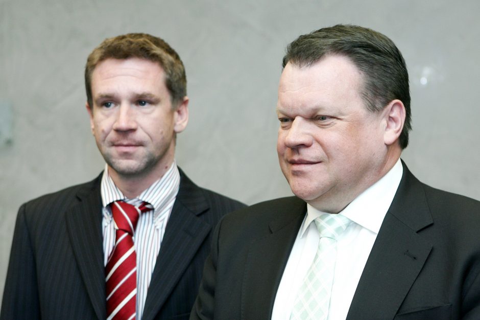 Londono teismas: „Snoro“ akcininkai grąžinami Lietuvai 