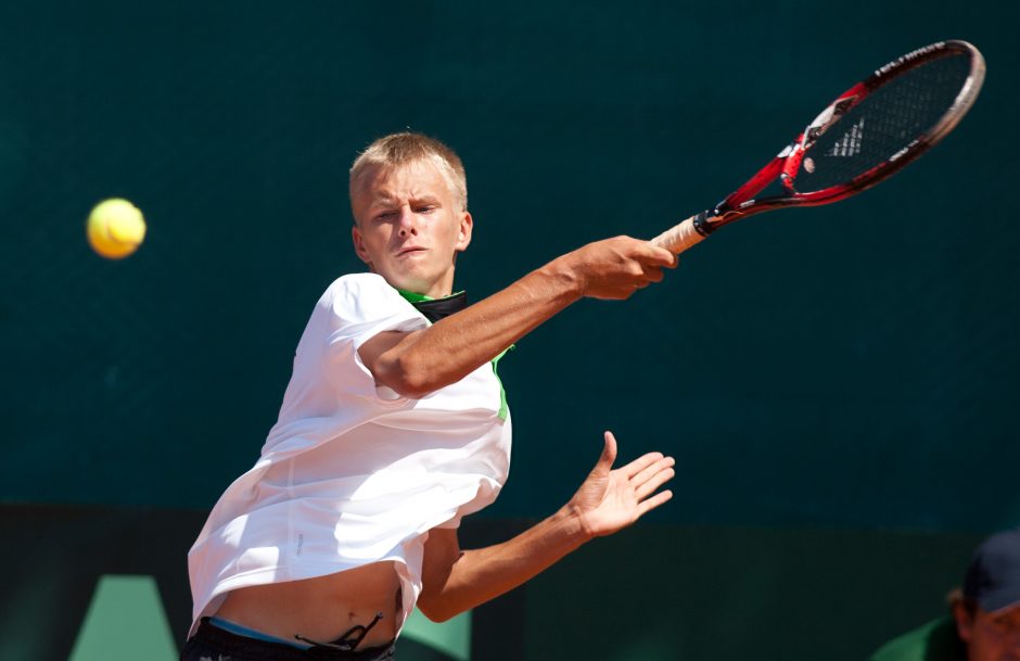 L. Mugevičius iškopė į ITF serijos teniso turnyro aštuntfinalį
