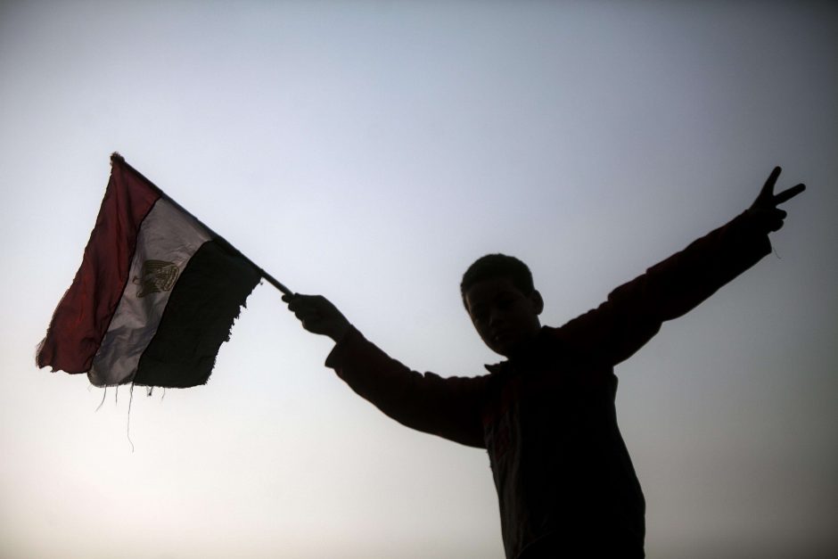 Egipto teismas oficialiai atidėjo parlamento rinkimus