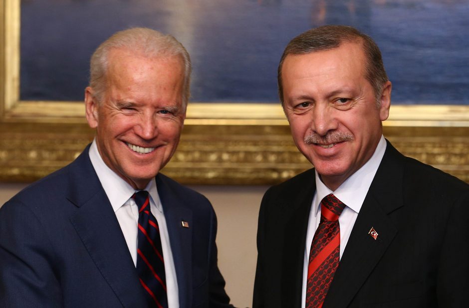 Turkijos prezidentas kritikuoja JAV įžūlumą dėl Sirijos