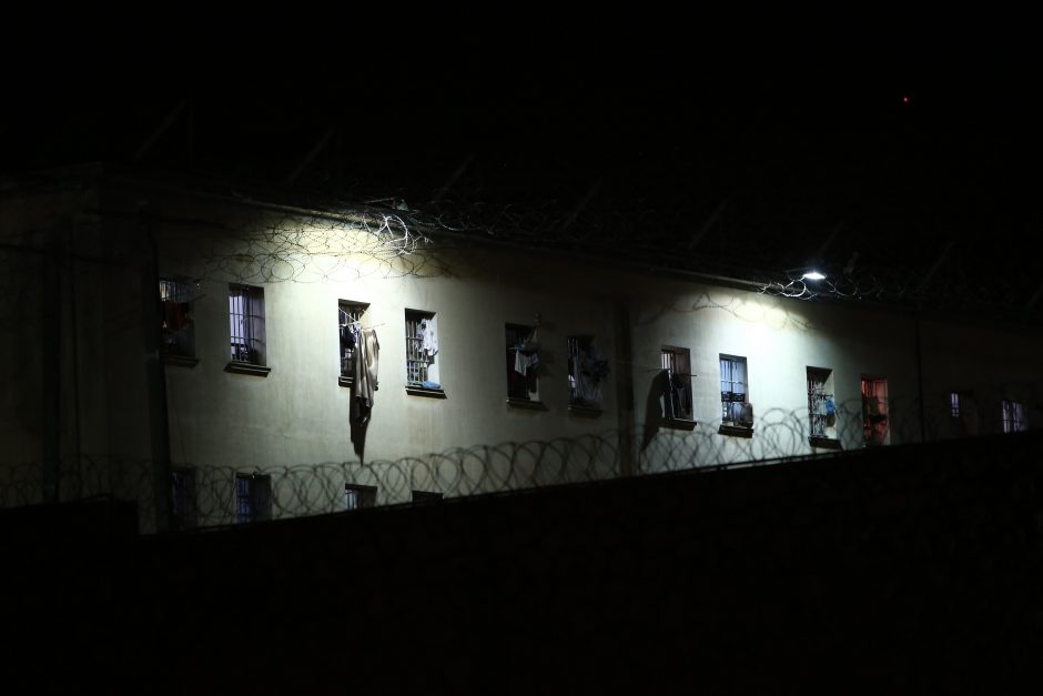 Atėnų kalėjime per riaušes žuvo du žmonės, 21 sužeistas