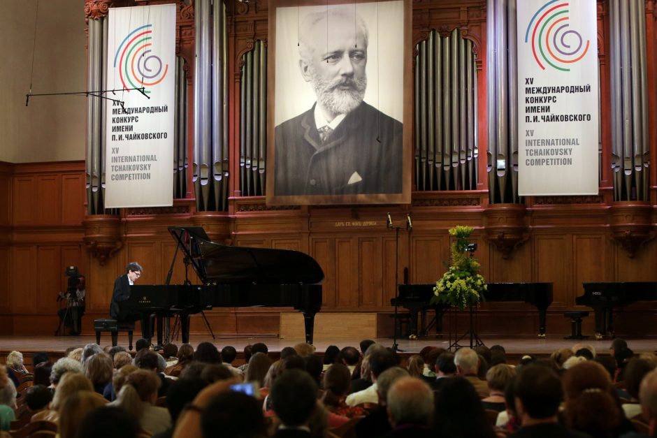 Rusijos pianistas laimėjo prestižinį Čaikovskio konkursą, įveikęs lietuvį L. Geniušą
