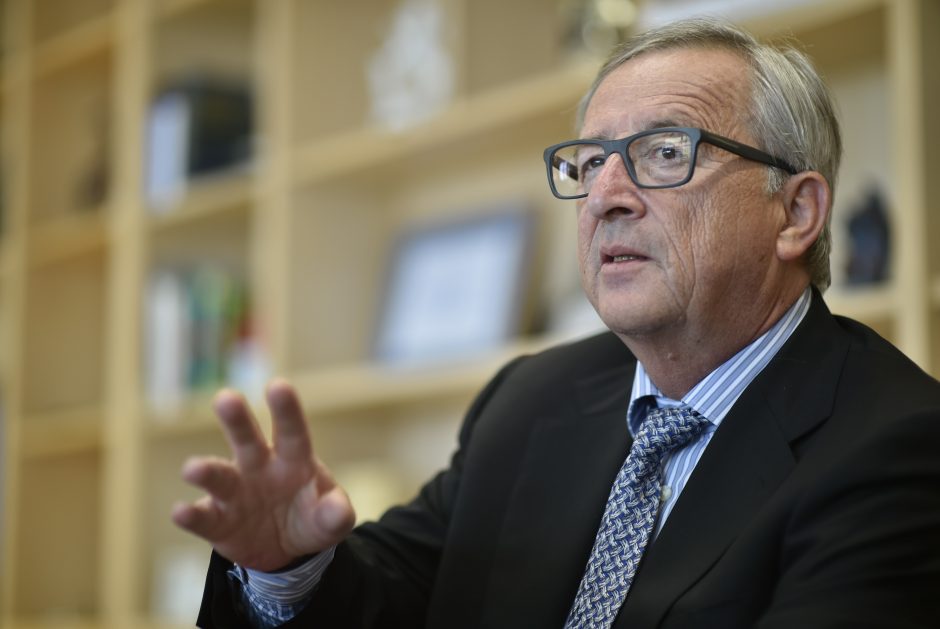 Europos Komisijos vadovas ragina nepasiduoti populistiniam priešinimuisi dėl migrantų