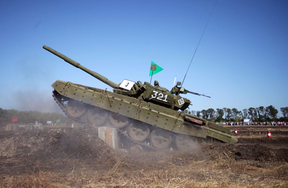 Separatistai Ukrainos rytuose paskelbė atitraukią tankus nuo kontakto linijos