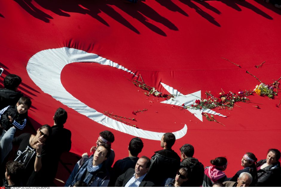 Turkijoje – pasipriešinimas dėl osmanų kalbos