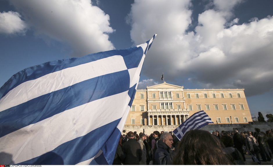 Vokietijos parlamentas pritarė sprendimui pratęsti finansinę pagalbą Graikijai