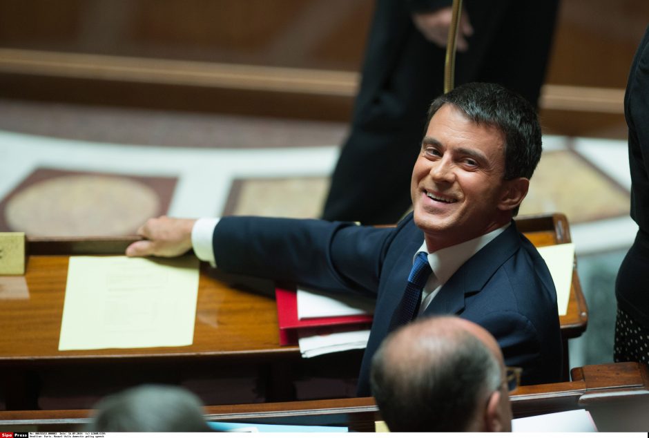 Prancūzijos vyriausybė laimėjo pasitikėjimą parlamente