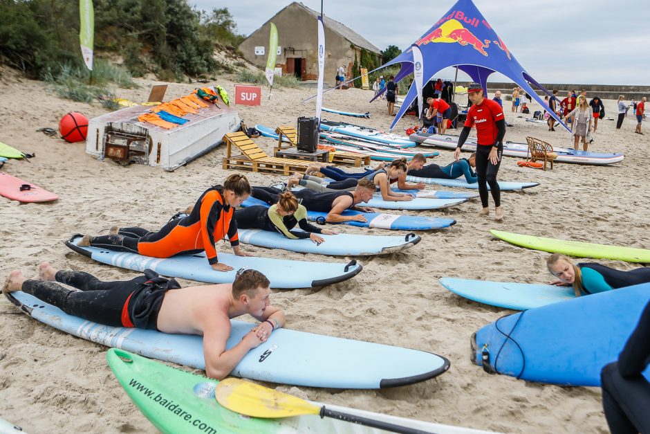 Prie šiaurinio molo – vandens sporto pamokos ir linksmybės