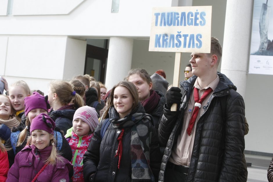 Klaipėdos senamiestį užtvindė skautai