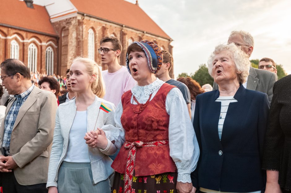 Lietuvoje ir užsienyje giedota „Tautiška giesmė“