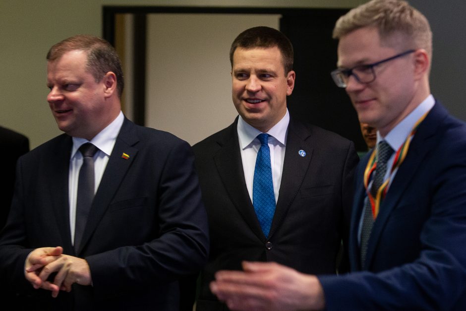 Baltijos šalys sutarė dėl bendros laiko juostos, atsisakius laikrodžių sukiojimo