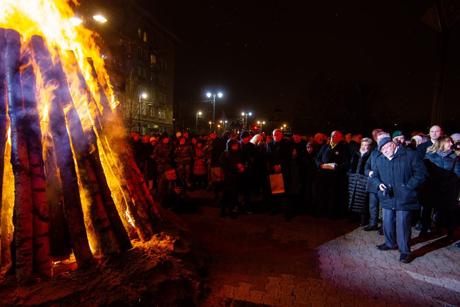 Žuvusiems Sausio 13-ąją – atminimo laužai