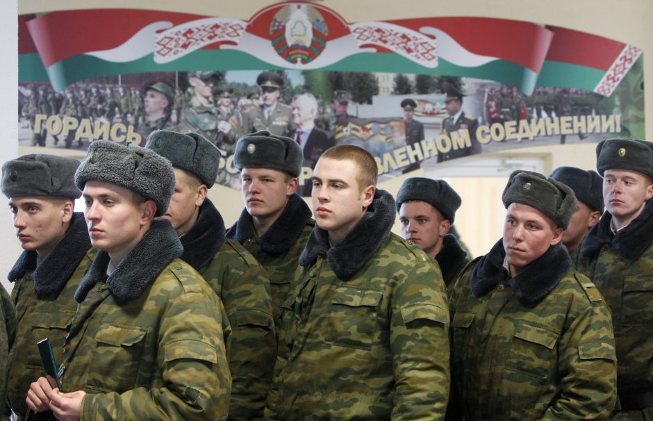 Lietuvos ginklų kontrolės inspektoriai tikrina Baltarusijos karinį dalinį