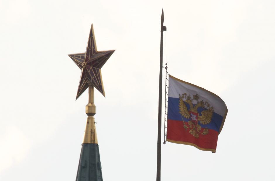 Kremlius nesureikšmina „chuliganiško“ išpuolio prieš opozicijos lyderį