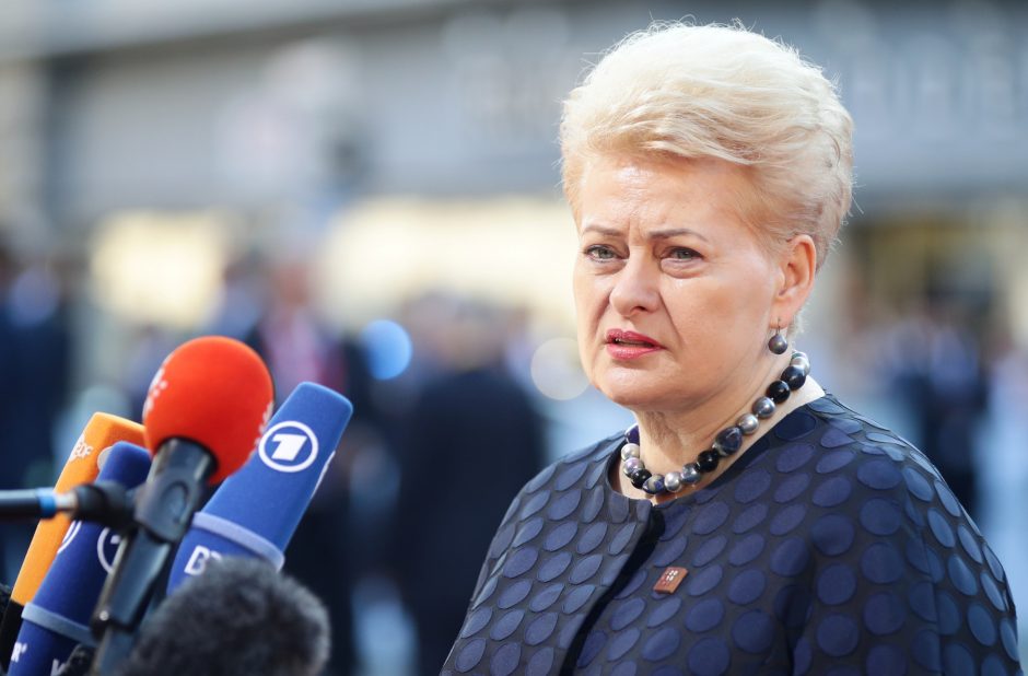 D. Grybauskaitė ragina išvengti nekontroliuojamų „Brexit“ skyrybų