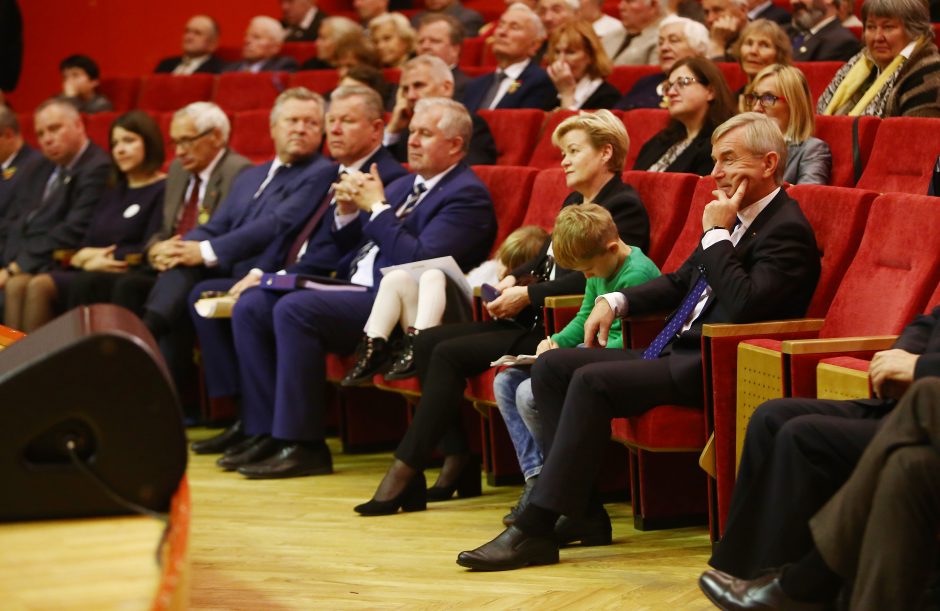 Politinių kalinių ir tremtinių veiklą primins memorialinė lenta