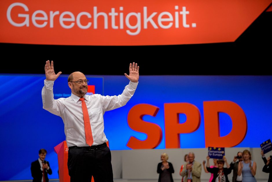 Vokietijos socialdemokratų lyderis užsipuolė kanclerę A. Merkel