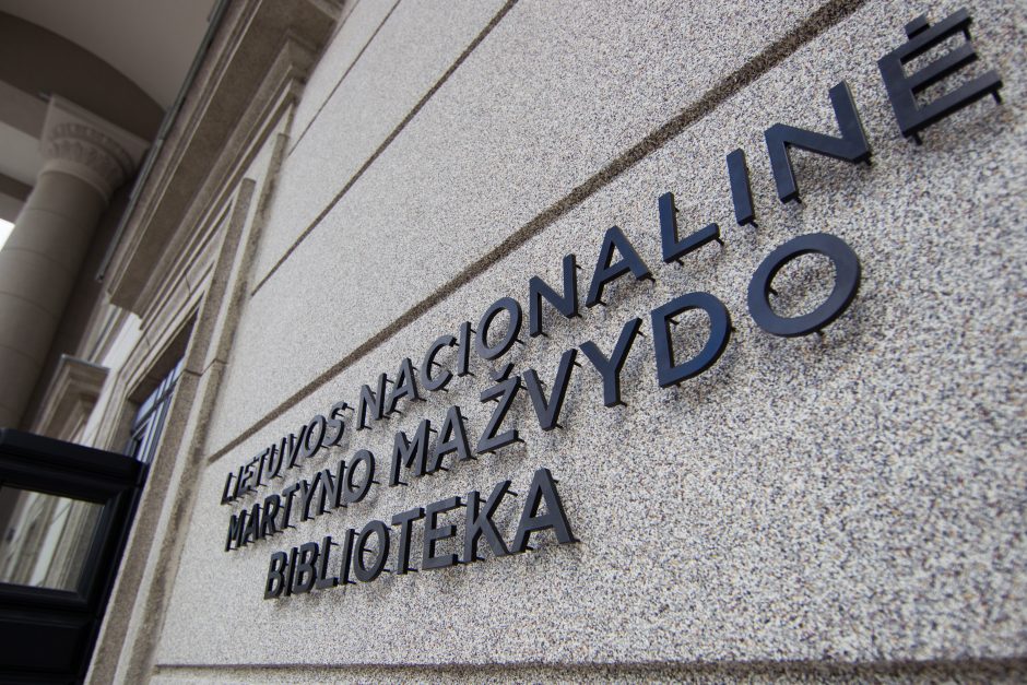 M. Mažvydo biblioteka skelbia laimėjusi teisme ginčą dėl baldų pirkimo