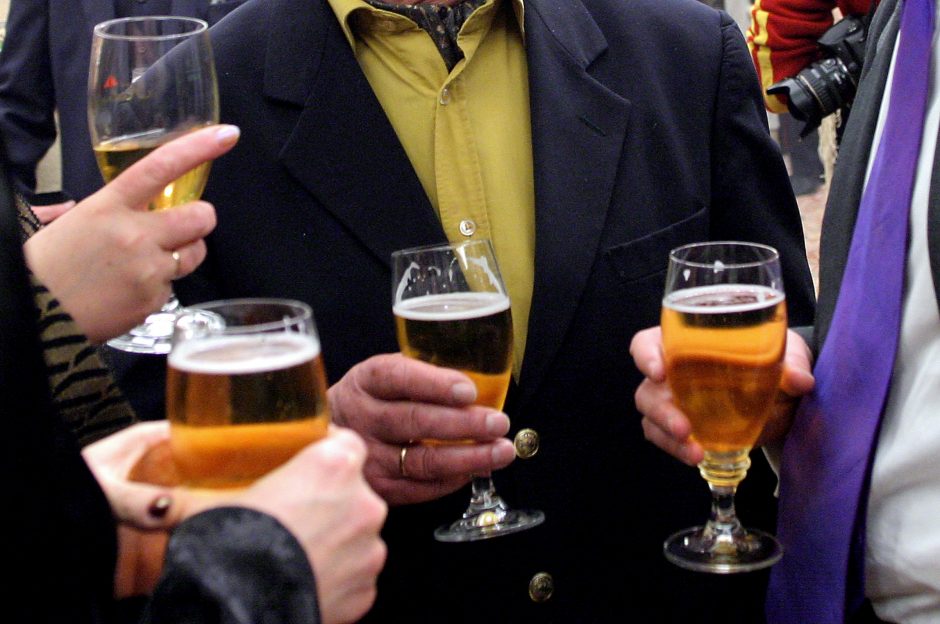 Nealkoholinio alaus, vyno ir sidro paklausa išaugo dvigubai