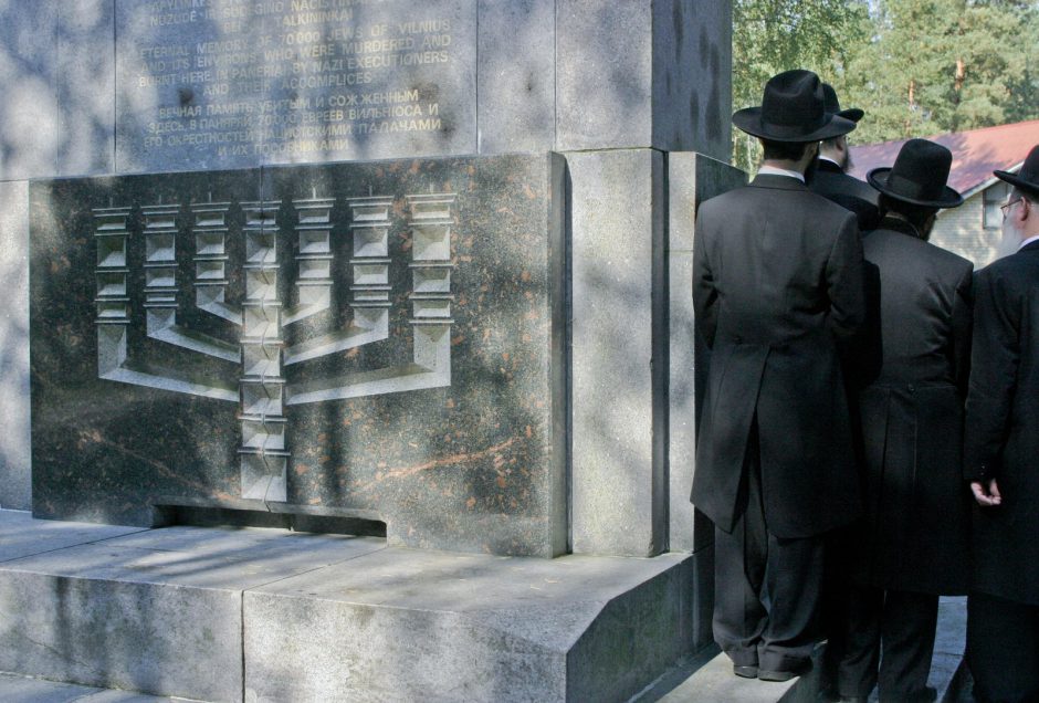 Žydų gelbėtojams įteikti Laisvės kovų dalyvių pažymėjimai