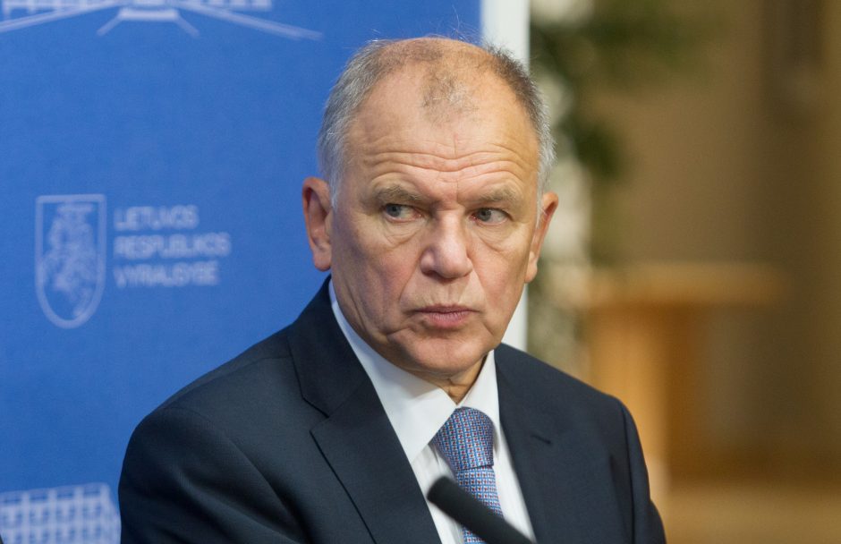 V. Andriukaitis: Statutą pažeidę socdemai neturėtų likti partijoje