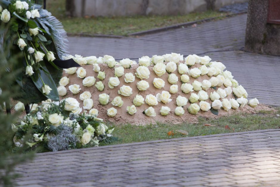 Sveikatos ministro J. Poželos laidotuvės