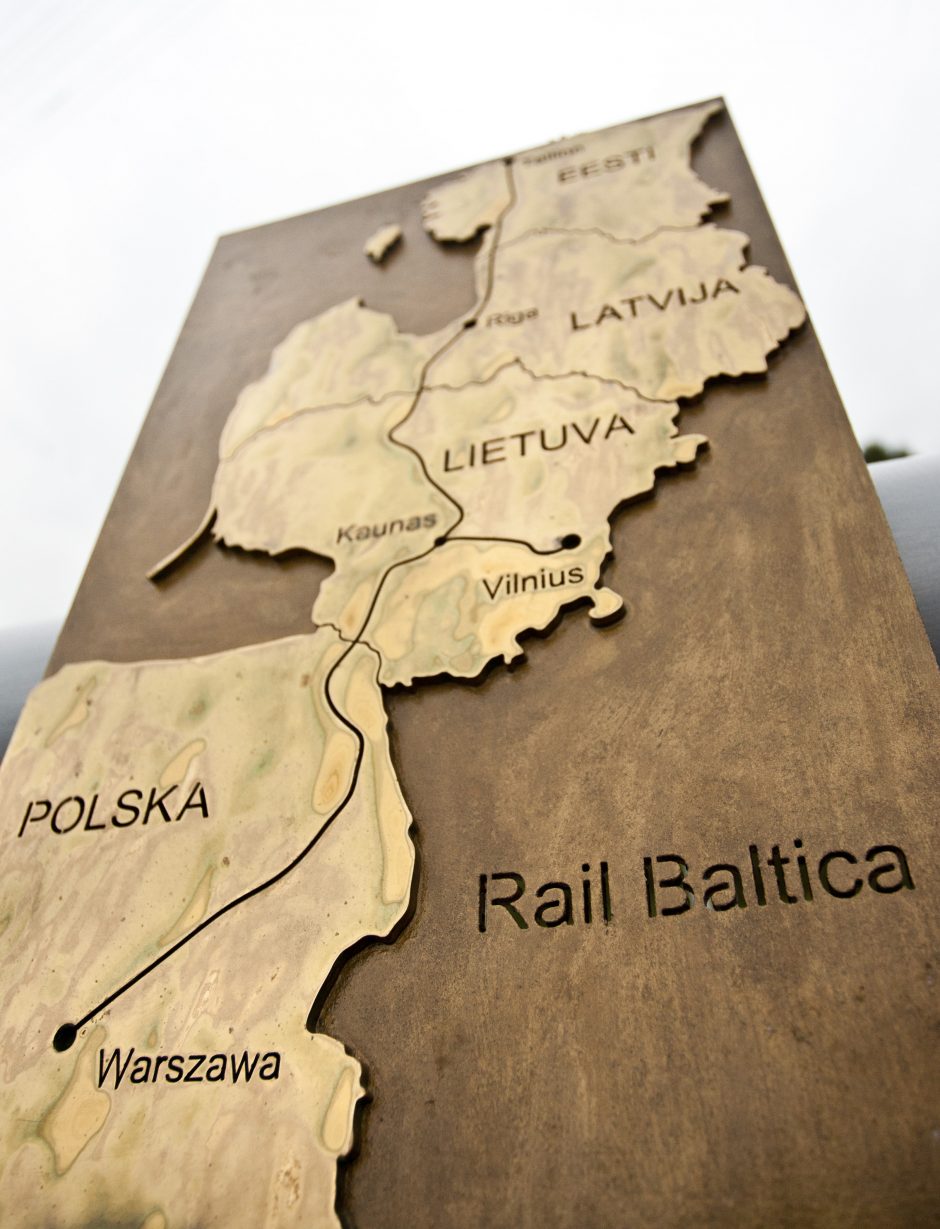 Estijos ministerija: nenorime pasirašyti dėl „Rail Baltica“ tuščiame lape