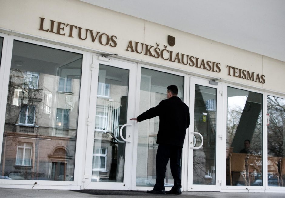 Vilniuje dukart pranešta apie sprogmenį teisme