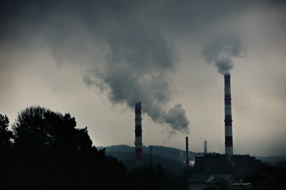 Aplinkos ministerija skambina pavojaus varpais dėl oro taršos