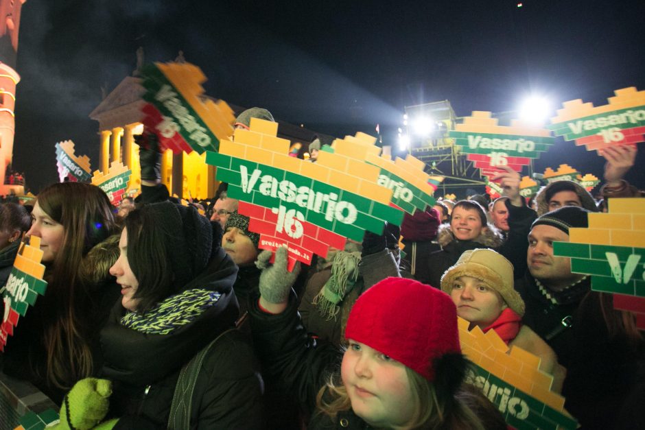Vasario 16-oji lietuviams svarbesnė, tačiau Šv. Valentino dienai išleidžia daugiau