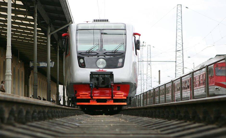 Maršrutu Vilnius–Klaipėda važiuos papildomi traukiniai