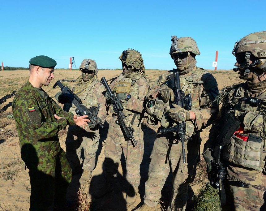 Pabradėje naują šaudyklą  išbandė Lietuvos, JAV ir NATO bataliono kariai