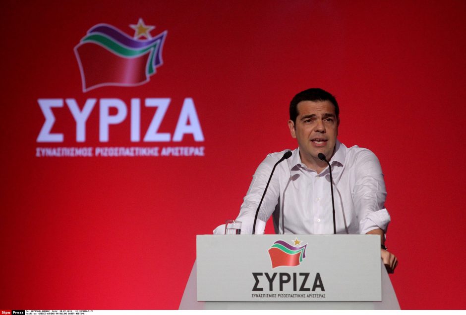 Graikijoje blėsta valdančiosios „Syriza“ populiarumas