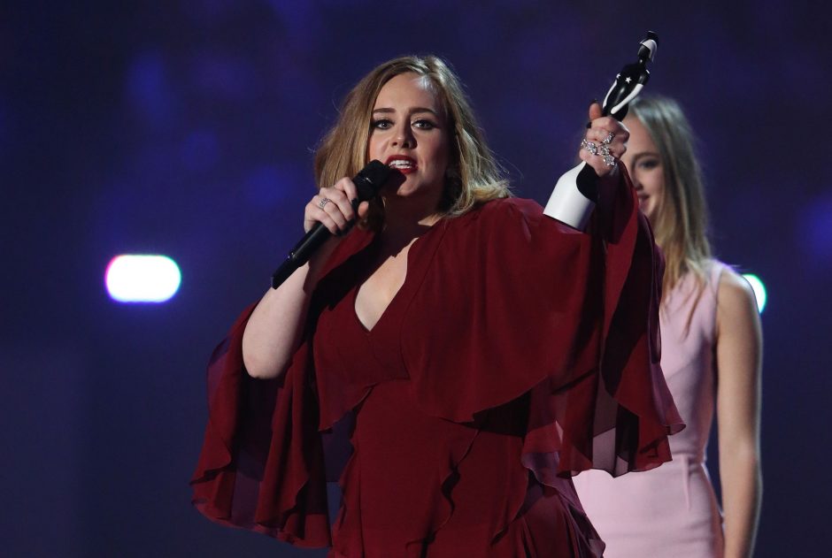 Adele nekilnojamojo turto kolekciją papildė namu už 9,5 mln. dolerių