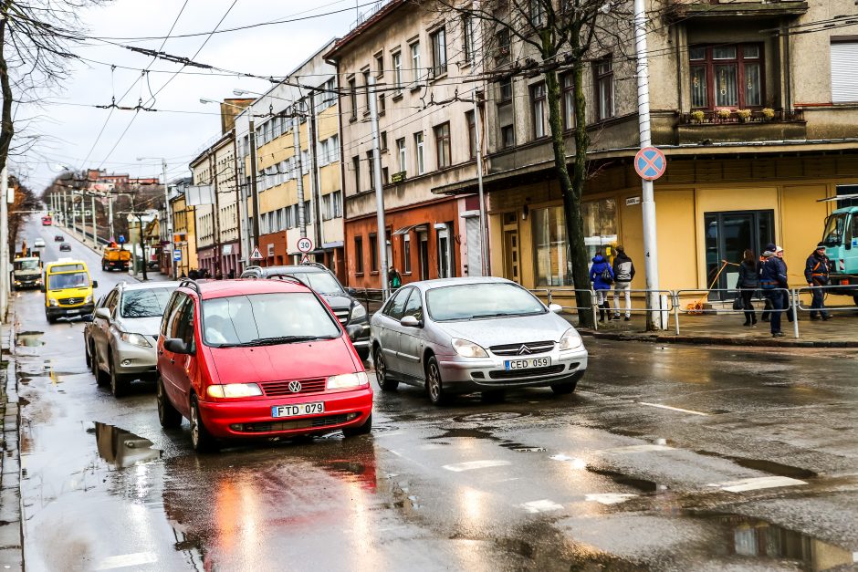 Spūsčių bus mažiau: atidaryta viena svarbiausių Kauno gatvių
