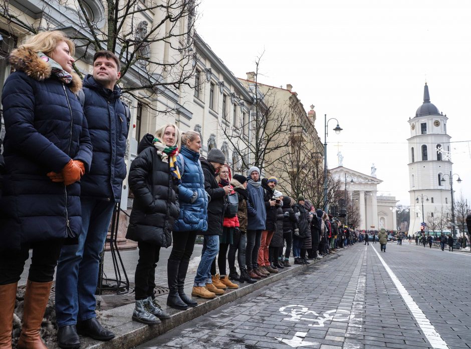 Premjeras: pajamos didės ne tik mokytojams, bet ir visiems dirbantiesiems