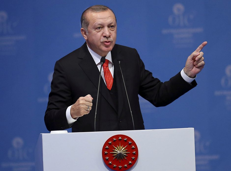 R. T. Erdoganas: teroru gal siekiama paveikti JAV sprendimą dėl kariuomenės išvedimo